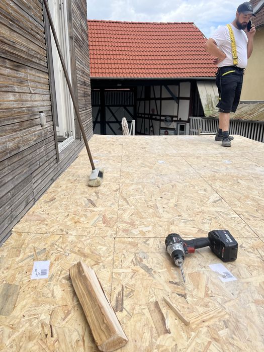 Execut Acoperisurii si mici reparatii de urgenta