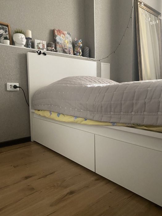 Кровать икеа 90х200 см