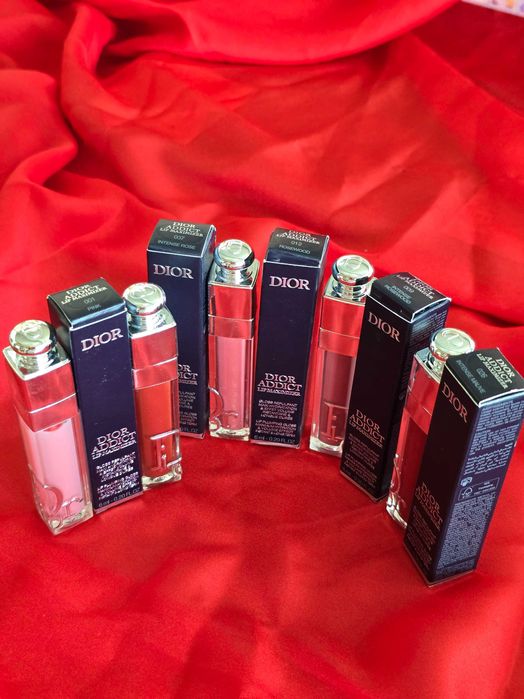 Nars , Dior Addict, Chanel,La Mer , Clinique ,Mario,Charlotte Tilbury