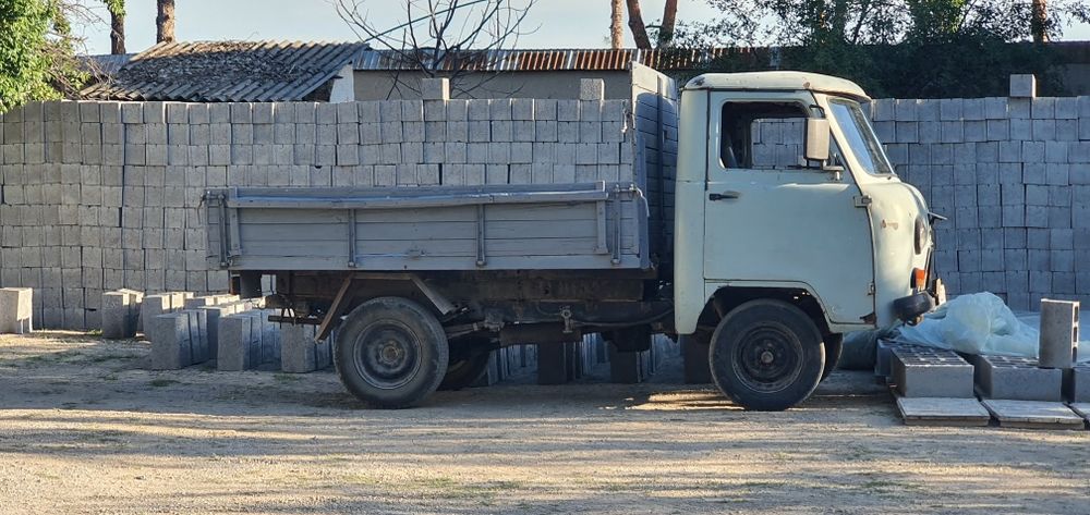 Uvaz sotiladi yili 1986 nahadu holatda