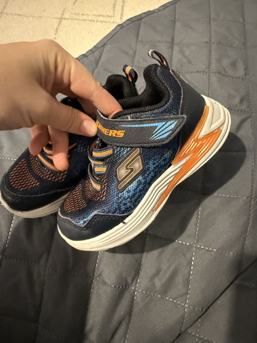 Pantofi sport marimea 24 Sketchers