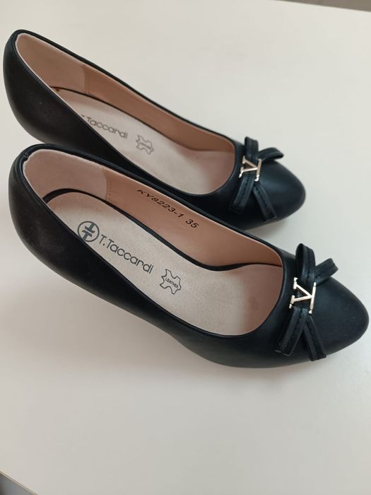 Продаётся Женские Туфли