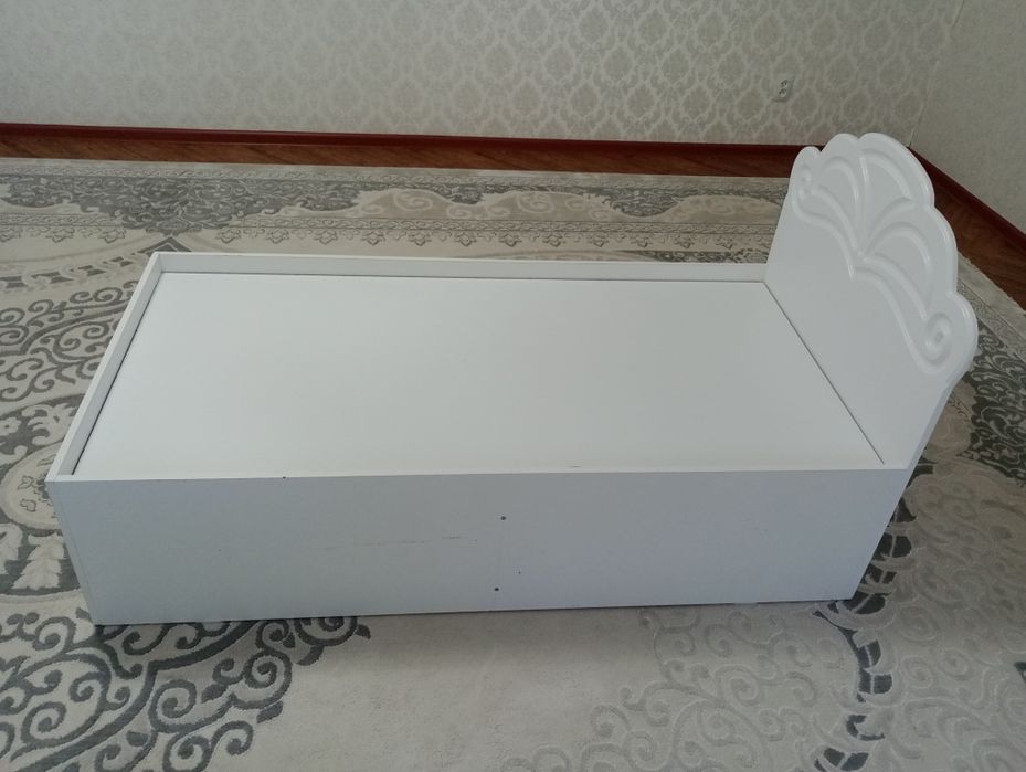 Продам кровать ,