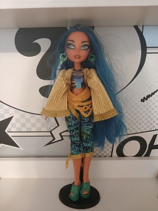 monster high кукла