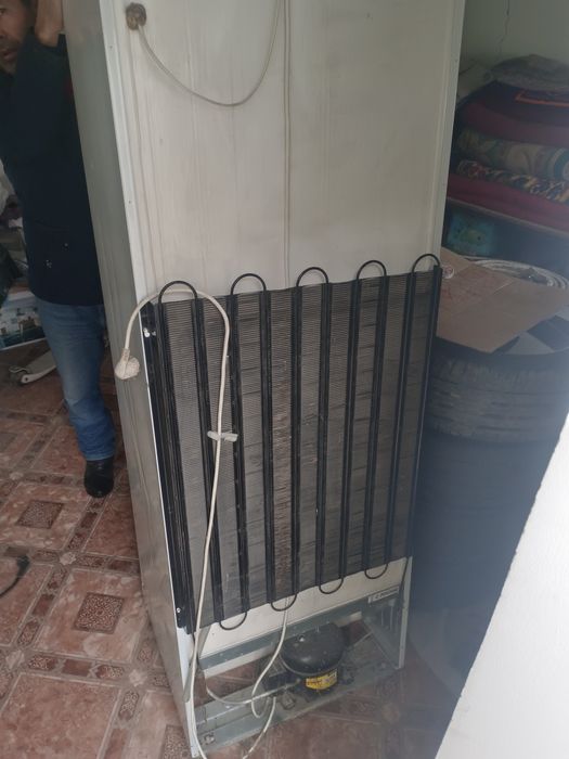 Холодильник Indesit оригинал