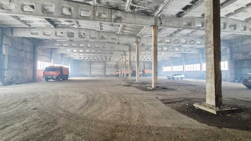 Земельный участок со складами в районе Омского кольца