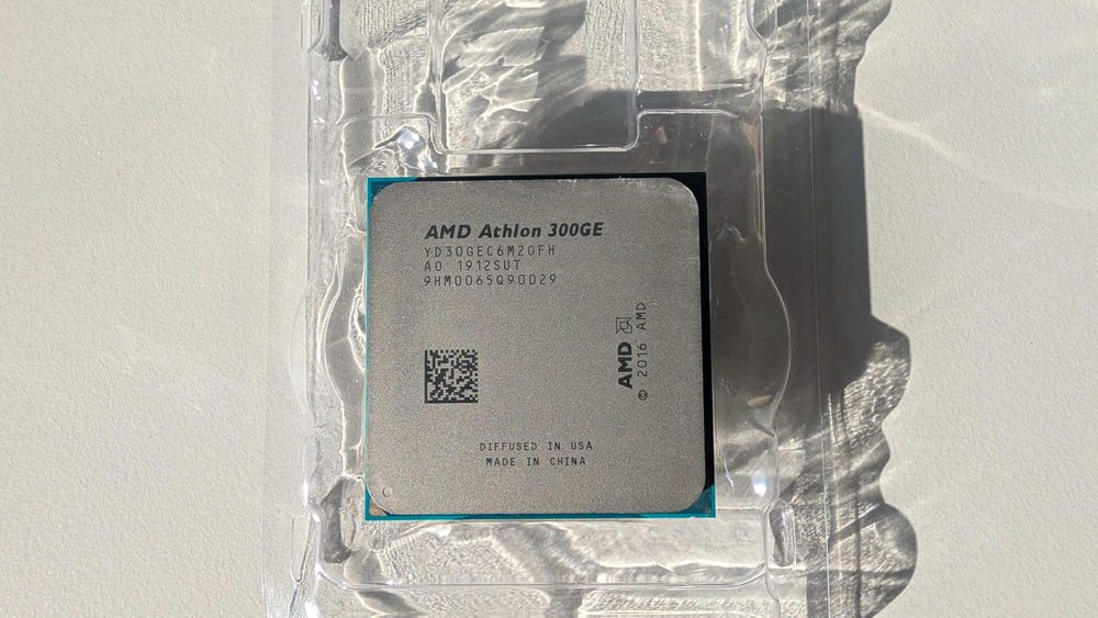 Procesor AMD Athlon 300GE