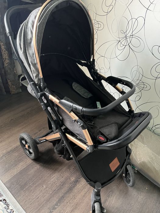 Детская коляска зима лето