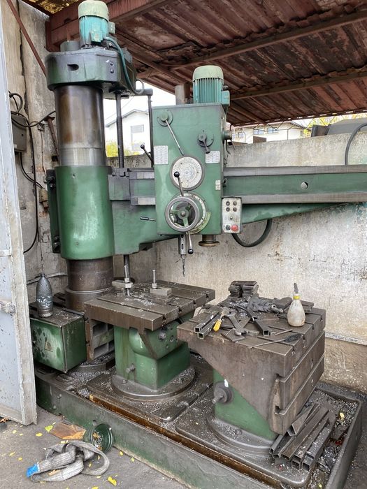 Vand masina de gaurit radiala, marca tip Infratirea Oradea,