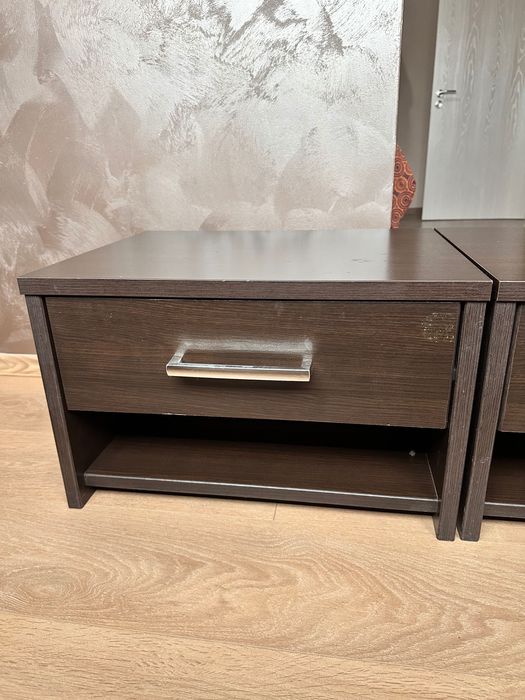 Нощни шкафчета 2бр.