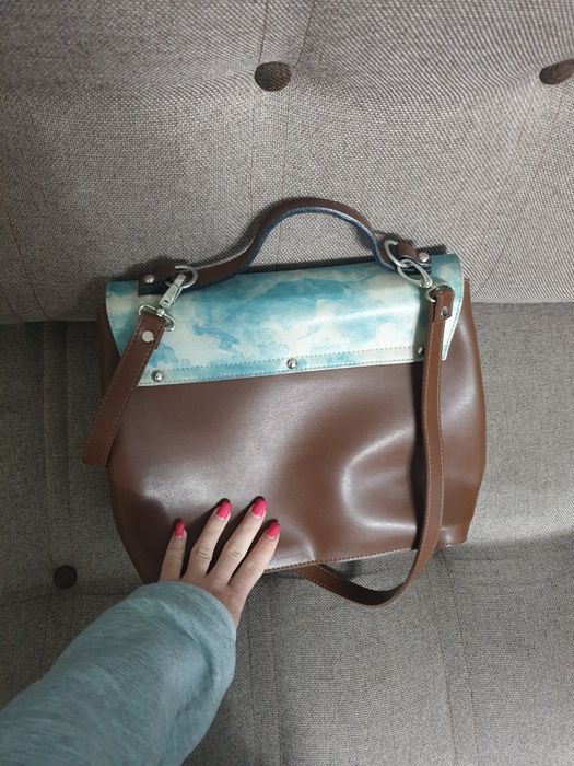 Продаю сумку НОВАЯ коженная