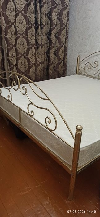Продается мебель из дома спальни