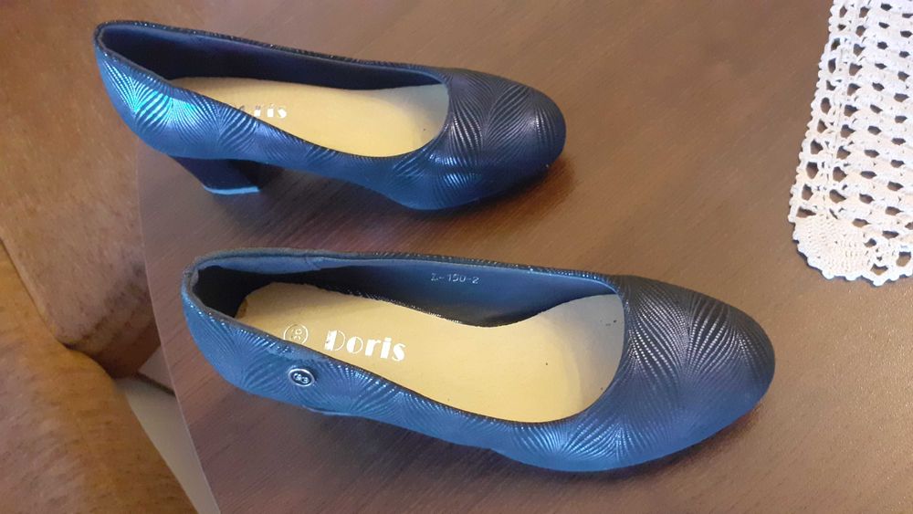 Обувки официални за дама