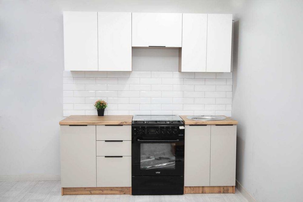 Кухонный гарнитур со склада