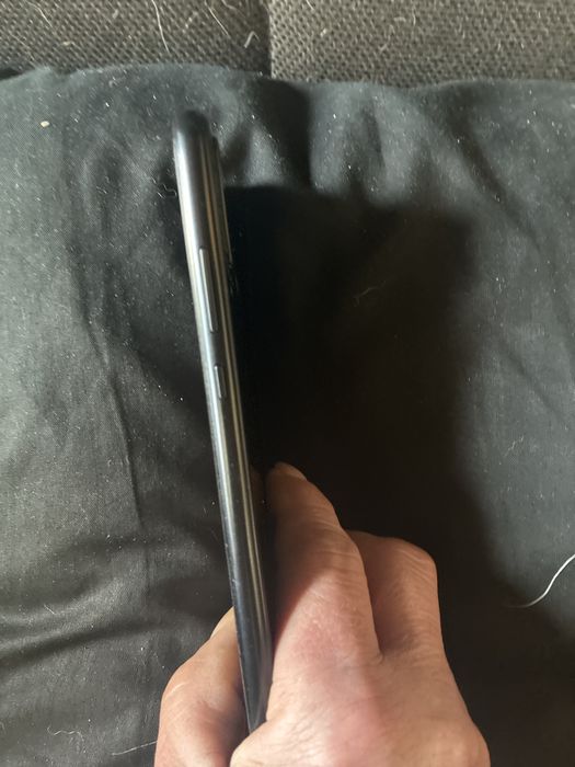 Продава се телефон HUAWEI P40 lite E