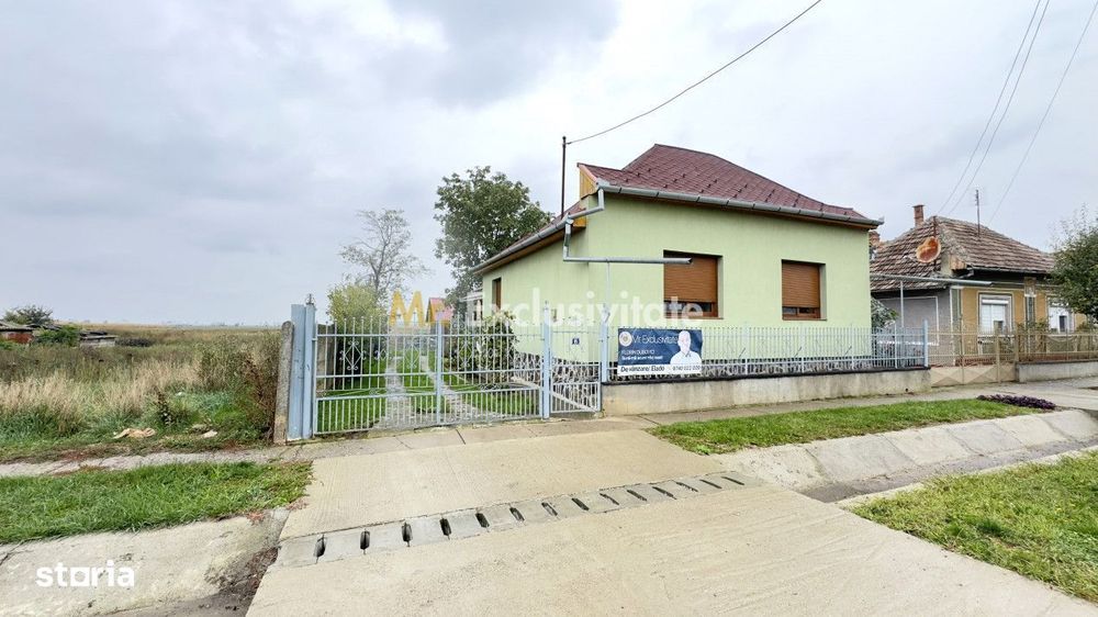 Casă 4 camere, Teren 3.405 mp Loc. Dindeștiu Mic Jud. Satu Mare-Comisi