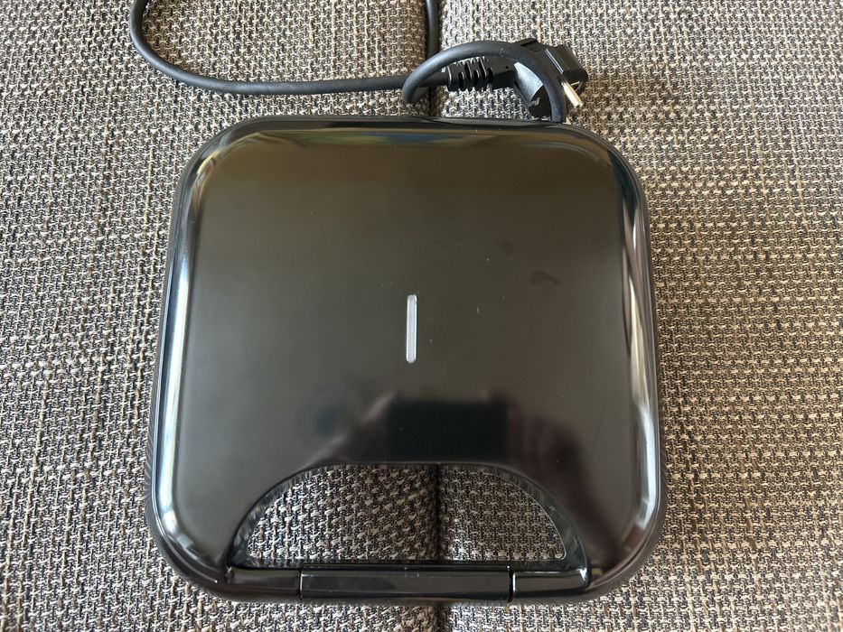 Продавам Гофретник