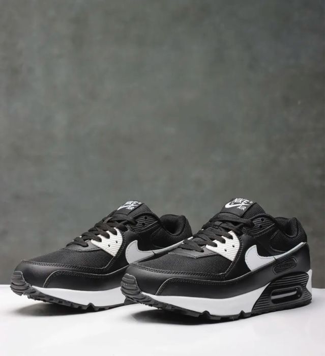 Air max кросовка продается