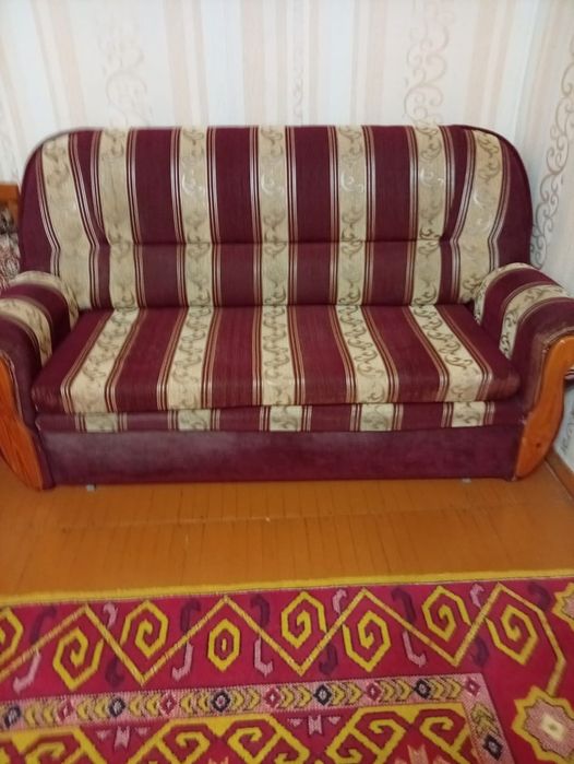 2 дивана отдам бесплатно. Самовывоз.