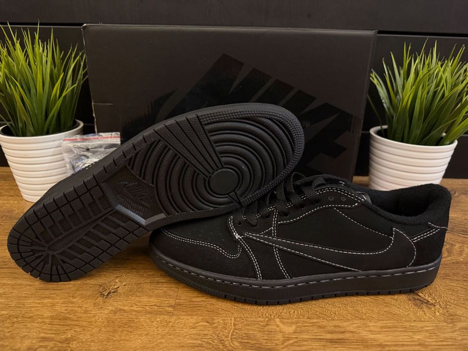 Nike Air Jordan 1 Low x Travis Scott Phantom 44 Чисто Нови
