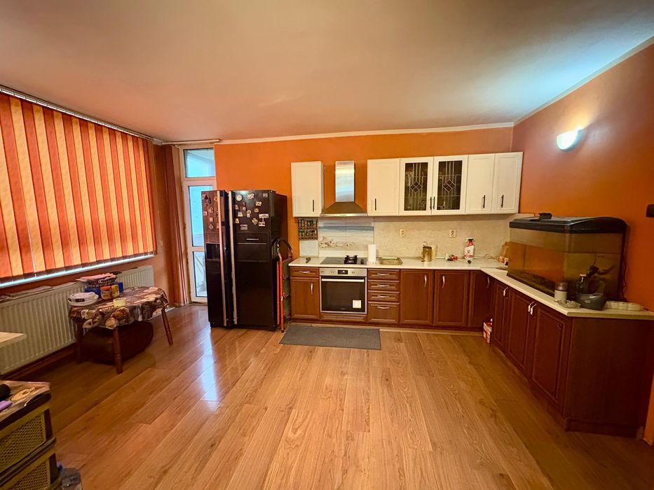 Продава се Четиристаен апартамент в Търговище, Вароша - 106 кв.м за 615 €/кв.м - Снимка #1