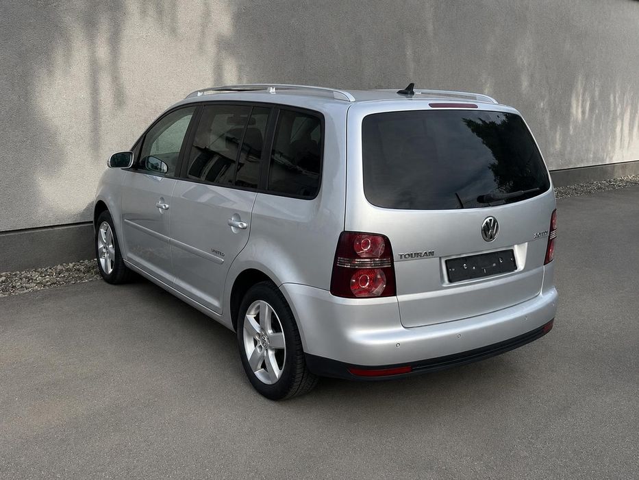 Volkswagen Touran 2.0 TDI 140 cai putere 2008 7 locuri