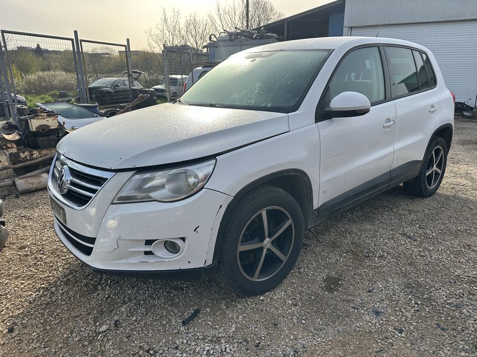 Фолксваген Тигуан 2.0tdi-CFF - На Части!!!