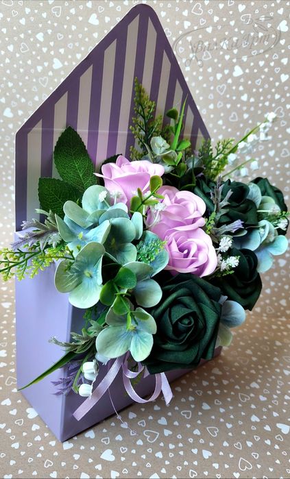 Екстравагантна аранжировка в кутия