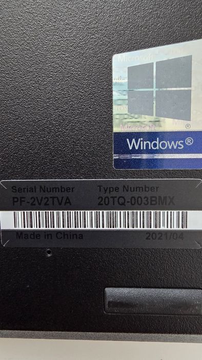 Laptop Lenovo P15V Gen 1 i.7 10875H 16 gb rami TouchScreen!!