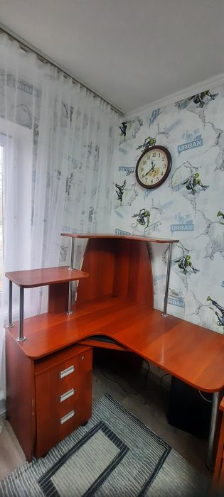 Продам Компьютерный стол