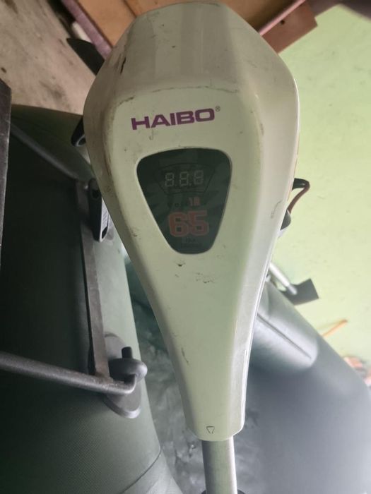 Продам лодку с Эл мотором