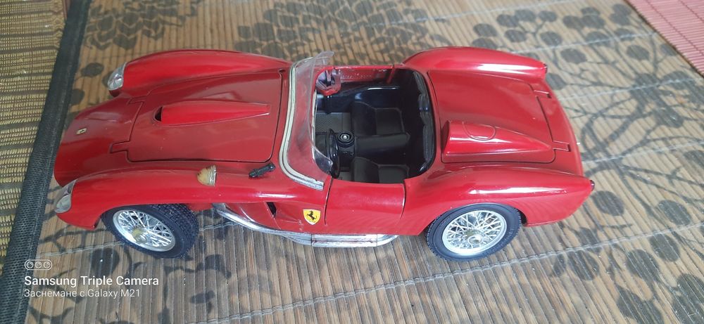 Ferrari  250 testa rossa 1957 bburago