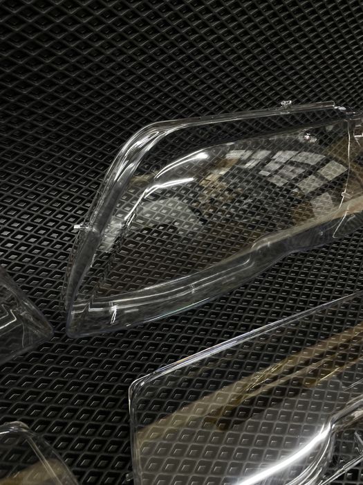 Бмв Стекла на Фары