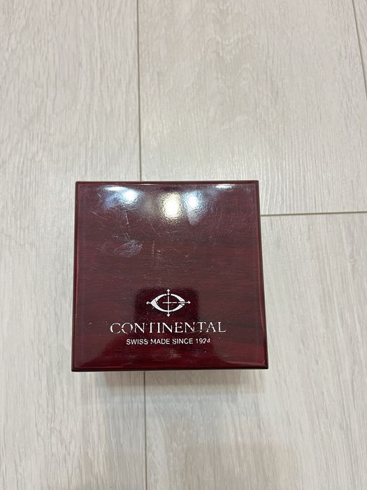 Continental часы