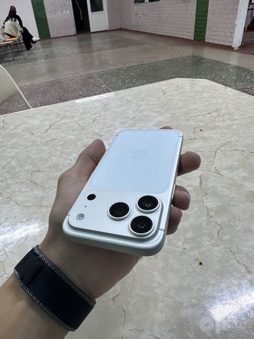 Iphone 14 pro 17 pro qlngan