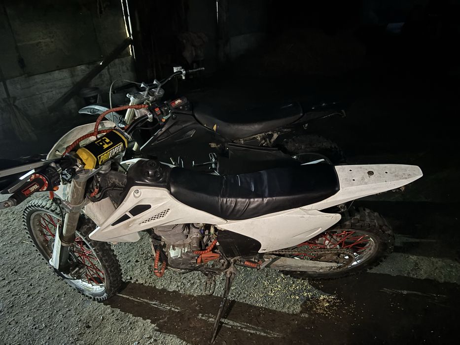 Продам два энудро