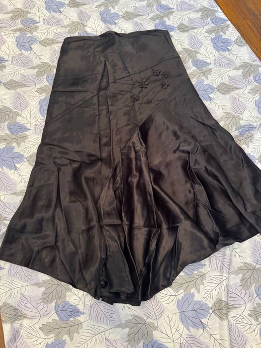 Юбка атласная черная