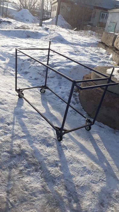 Продам тележку новую.