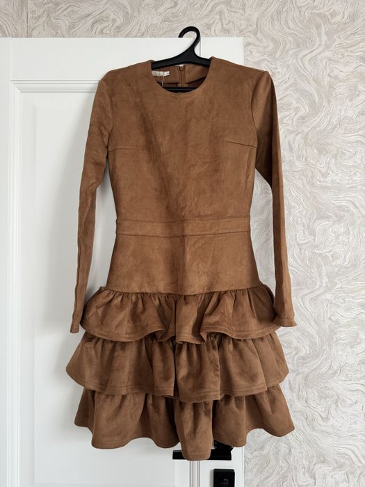 Продам платья нарядные