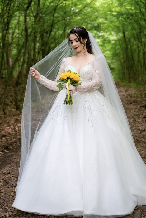 Vand rochie de mireasa