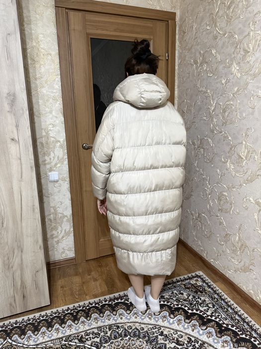 Пуховики, пальто от 1000