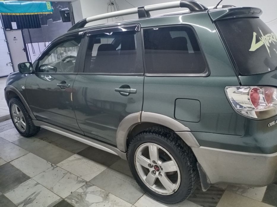 Продам Мицубиси Аутлантер 1