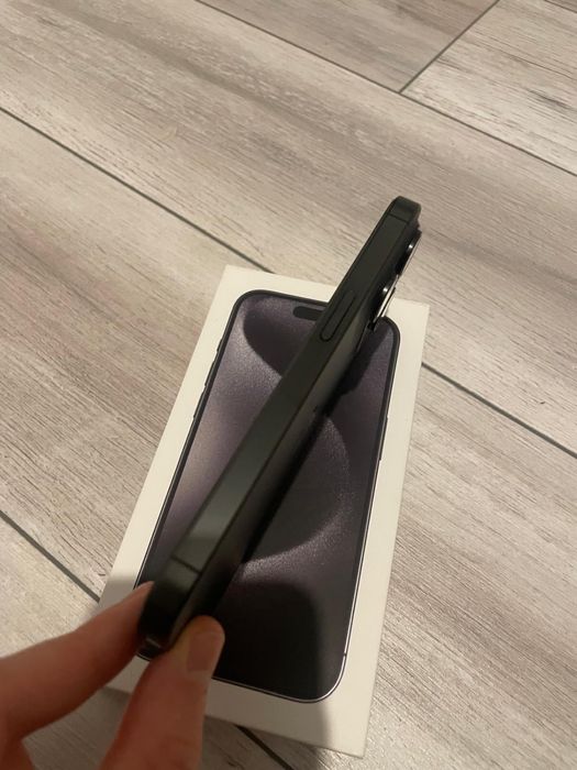 Vând/Schimb iPhone 15 Pro Black Titanium, Factură/Garanție.