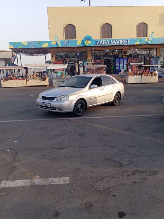 Ласети 2011 сотилади