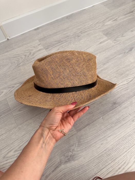 Продам ковбойскую шляпу