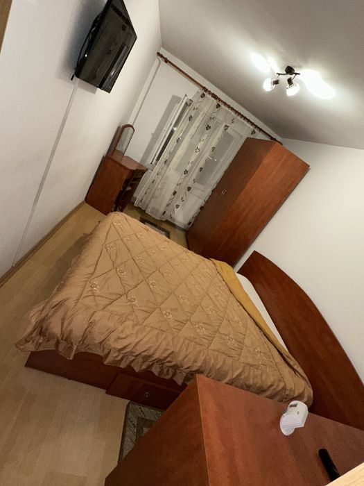 Vand apartament 3 camere, centrala, clima, Vlaicu etajul 4