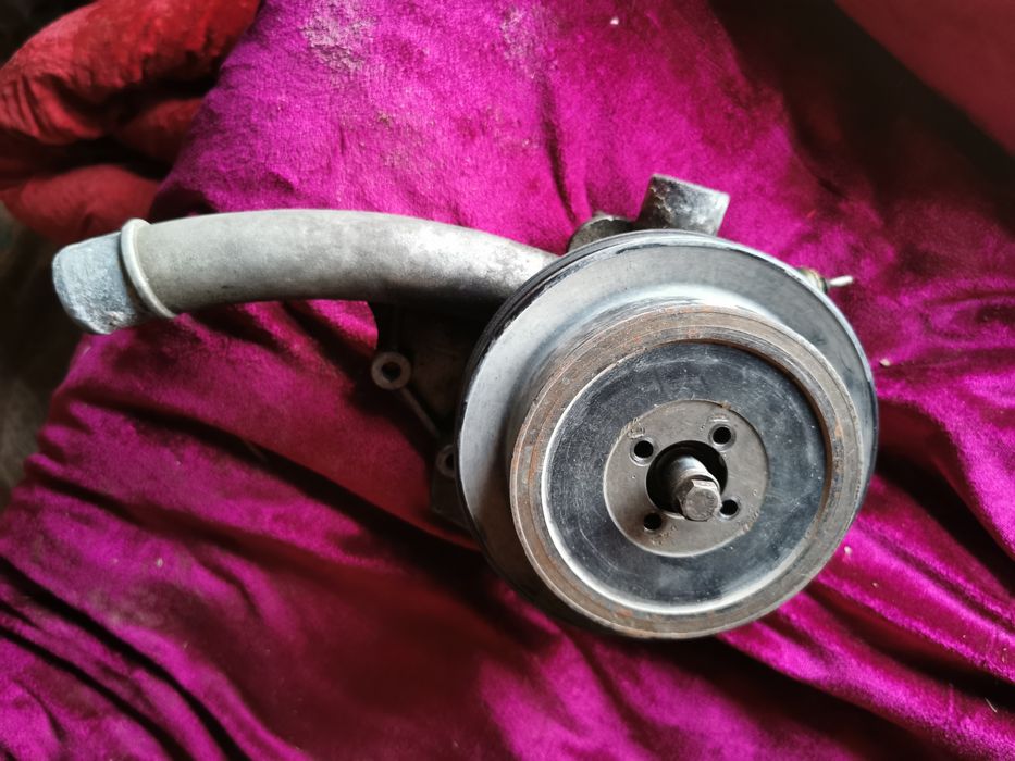 Мерседес 2.3 об м102