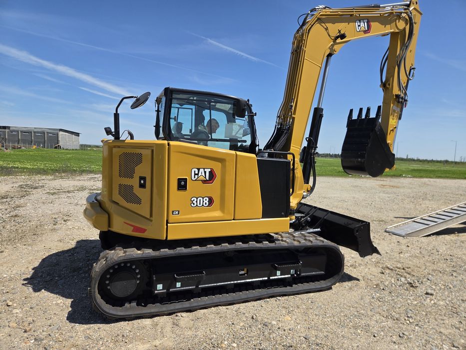 Închiriem excavator nou Caterpillar CAT 308, 9 tone