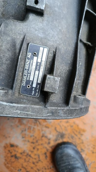 Продам  мкпп 5 ступ.на Мерседес сплинтер 2.2 дизель