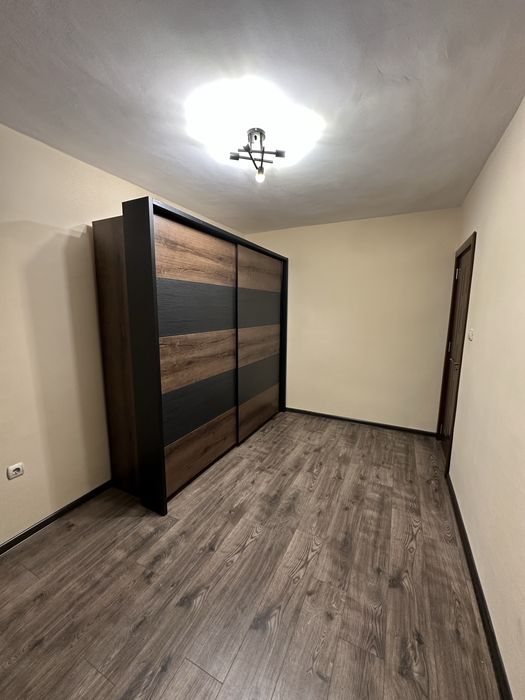 Продава се Тристаен апартамент в Стара Загора, Център - 62 кв.м за 2017 €/кв.м - Снимка #15